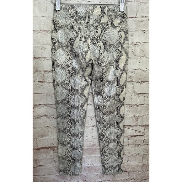 Tractr Girls Leggings Pants Snakeskin Print Stretch Pull On Ivory Gray Size 10 - Picture 4 of 4